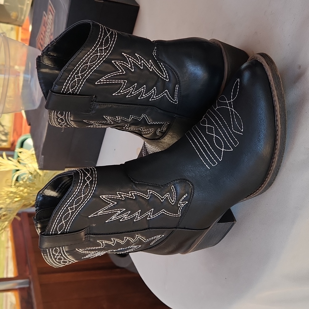 Coconut Women's half boot -pistols